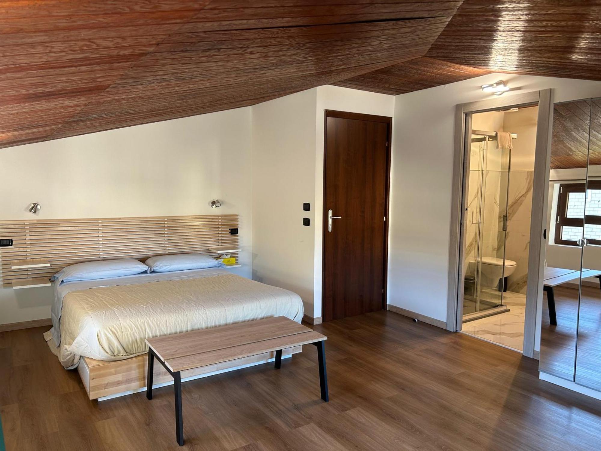 B&B Southitaly Busto Arsizio Bagian luar foto